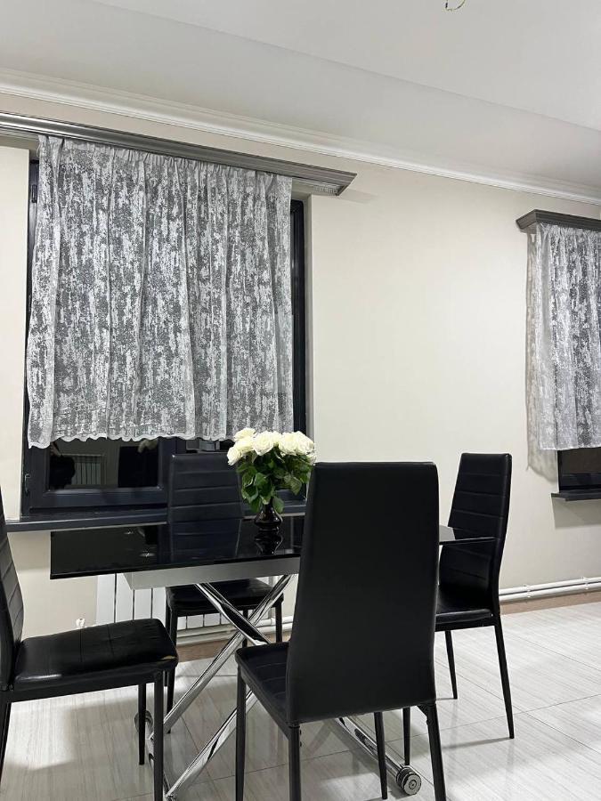 Appartement In Yerevan Exterior photo